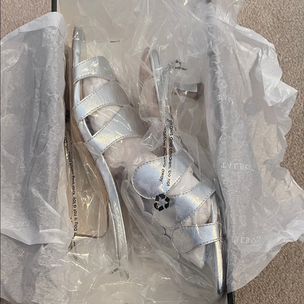 Talbots sandals - Picture 3 of 6